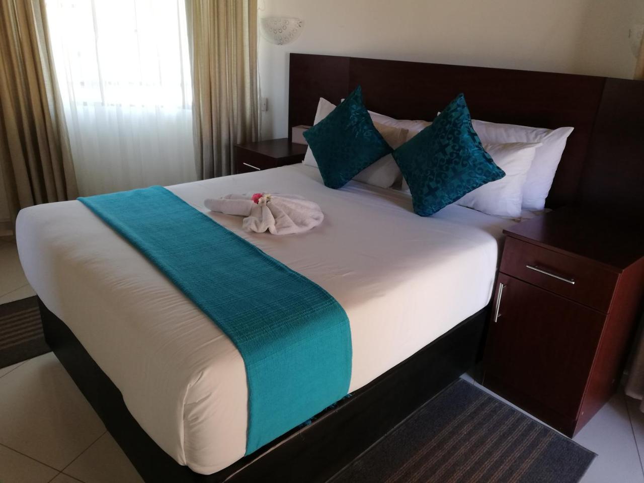 Nkanga Hotel Kasane Ngoại thất bức ảnh